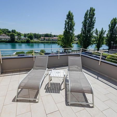 Aurora Aparthotel Пескьера-дель-Гарда Экстерьер фото
