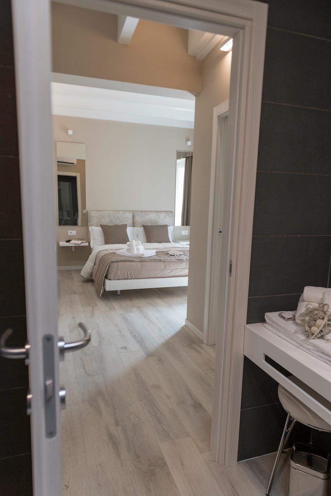 Aurora Aparthotel Пескьера-дель-Гарда Экстерьер фото